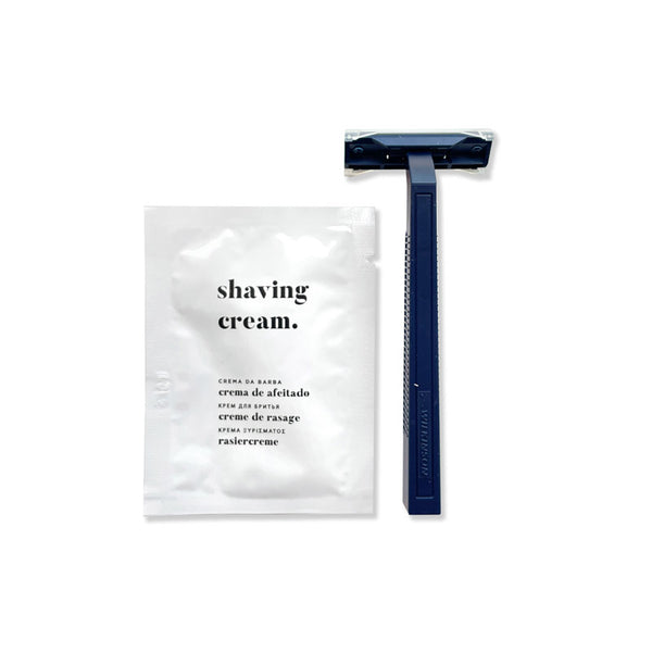 Shaving kit in a transparent frosted heat-sealed sachet